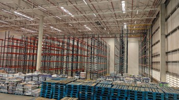 Soluções de Armazenamento com Porta Pallets